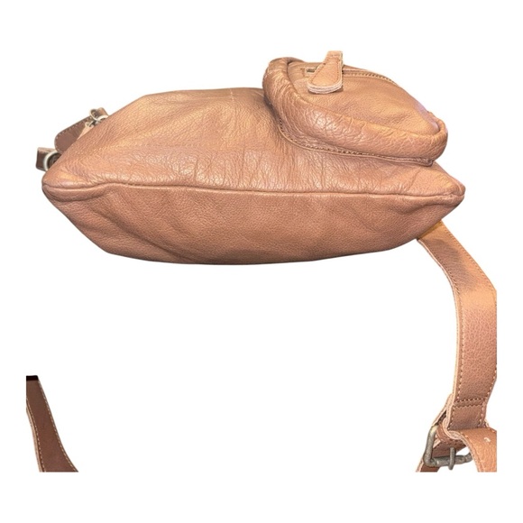 Liebeskind Berlin Soft Leather Crossbody Bag Camel Tan Multi-Pocket P12 - Picture 5 of 11